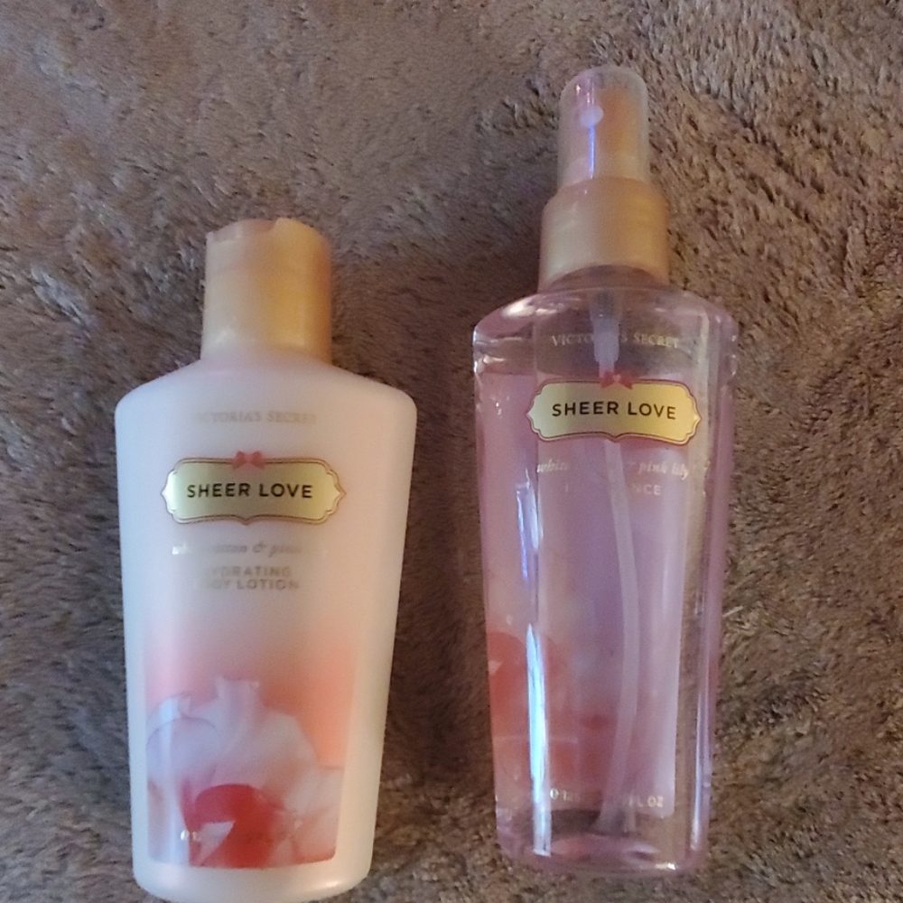 Victoria's Secret set of Sheer Love lotion & Mist